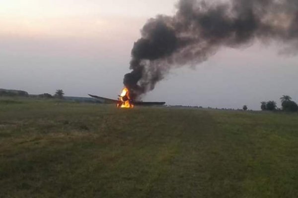 Se incendió un avión hidrante que combate el fuego en Ituzaingó