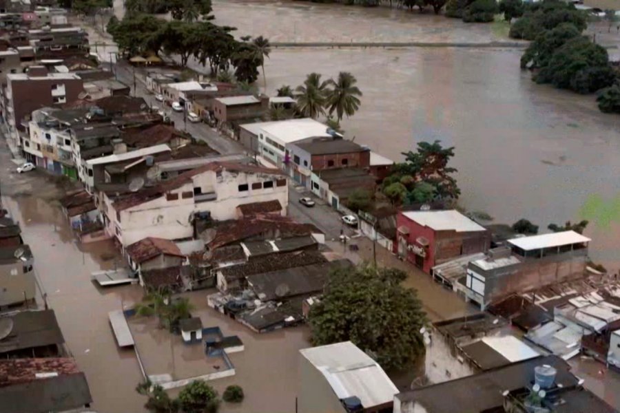 Las lluvias en Brasil causaron 78 muertes por derrumbes e inundaciones