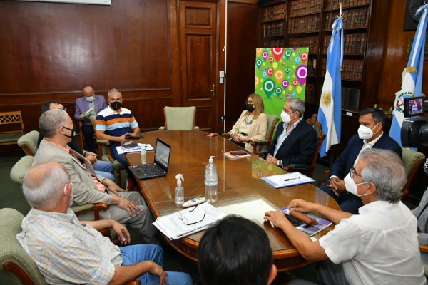 Provincia y sindicatos docentes avanzan con el diálogo en búsqueda de consenso