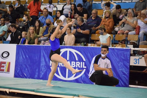 Continúan las inscripciones para las clases de tumbling