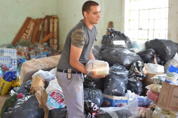 El cuartel de Bomberos de Santo Tomé recibió un cargamento de donaciones