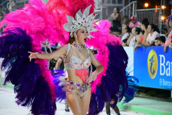Debido a las lluvias, se suspende esta noche el Carnaval Barrial