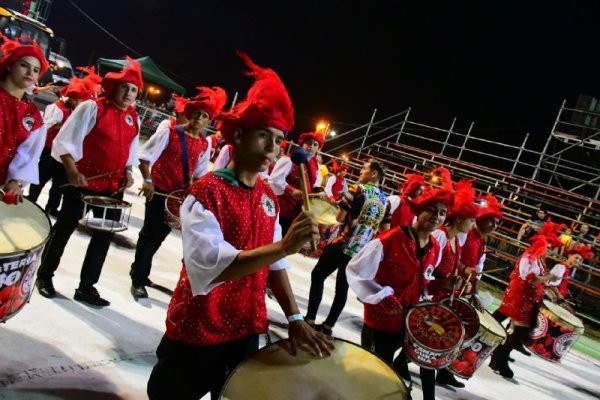 El cierre del Carnaval Barrial será este domingo en el Corsódromo