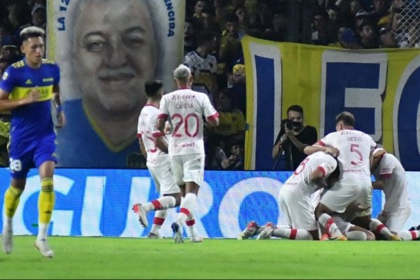 Boca cayó con Huracán en su regreso a la Bombonera