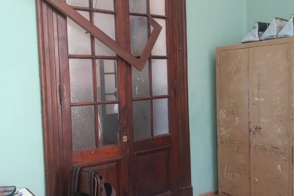 Corrientes: Alertan desprendimiento de ventanal en una escuela