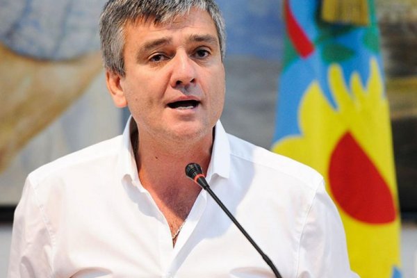 El ministro de Desarrollo Social llega a Corrientes para asistir a familias afectadas