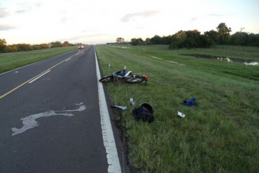 Mujer murió tras choque de dos motos en Ruta 12