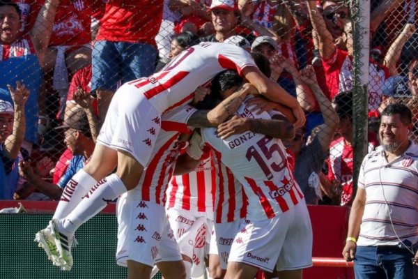 Unión venció a Banfiled, es líder y llega entonado al clásico con Colón