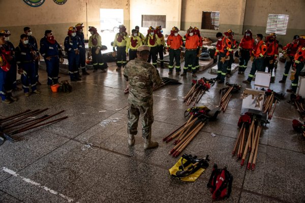 Por los incendios Corrientes también recibió ayuda de EE.UU