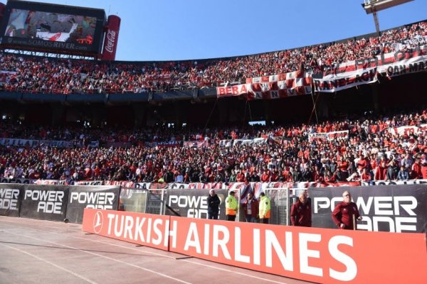 Los hinchas de River agotaron las entradas para el Superclásico