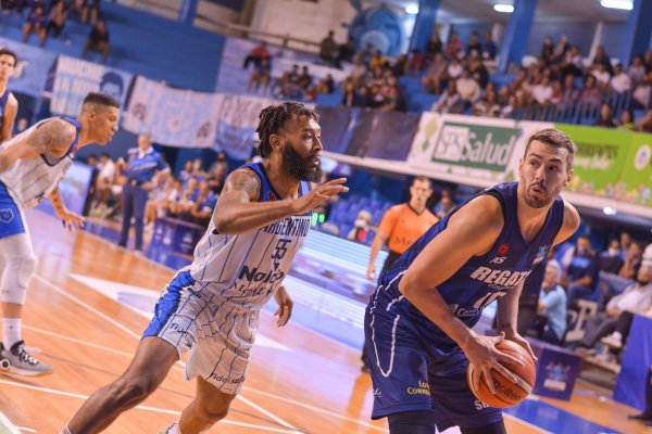 Regatas tropezó con Argentino