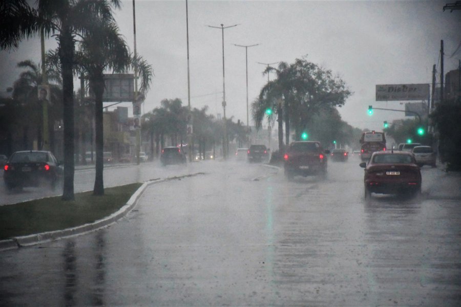 Corrientes bajo alerta amarilla por fuertes tormentas