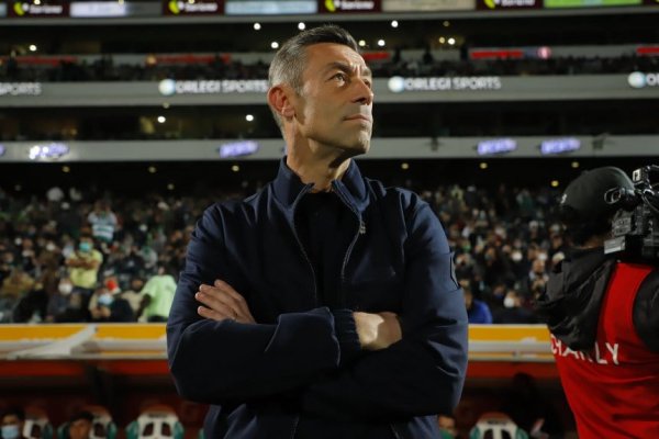 Pedro Caixinha es el primer portugués que dirigirá en Argentina