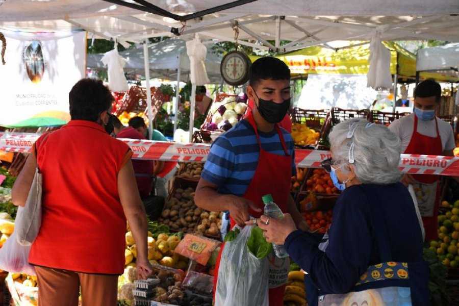 Las Ferias de la Ciudad renuevan sus ofertas con productos frescos y a precios accesibles