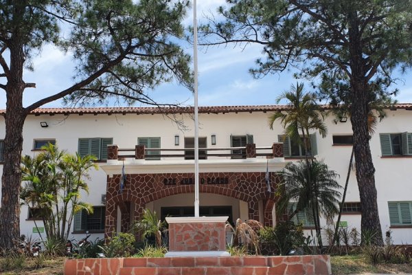 Corrientes: Admiten demoras en la construcción del edificio para Hogar Escuela