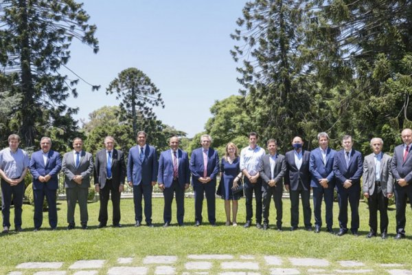 Manzur y De Pedro se reúnen con los gobernadores por la reasignación de fondos a CABA