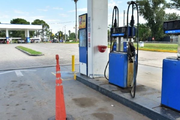 Combustible: Posible faltante por establecimiento de cupos