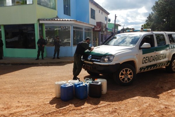 Incautan combustible y gas en el límite internacional con Brasil