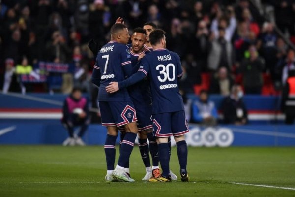 Con un golazo de Messi y un show de Mbappé, PSG goleó a Lorient