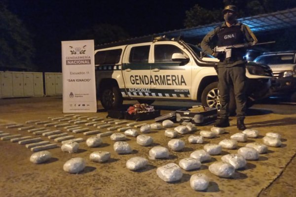 Misiones: Dos pasajeros ocultaban en sus equipajes más de 33 kilos de marihuana