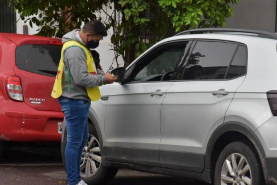 Ajustan los sistemas para aplicar aumentos en tarifas del estacionamiento medido