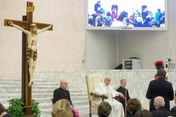 El Papa a magistrados italianos: La justicia acompaña la búsqueda de la paz