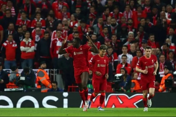 Liverpool empató con Benfica y avanzó a semis de Champions League