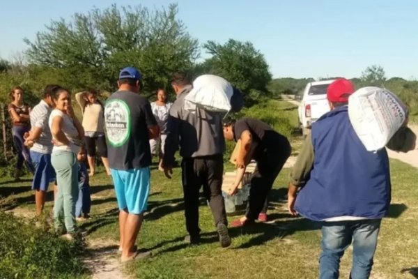 Una veintena de familias evacuadas esperan para volver a sus casas