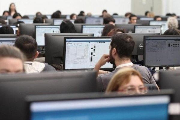 Crecimiento en el empleo privado con débil impacto en Corrientes