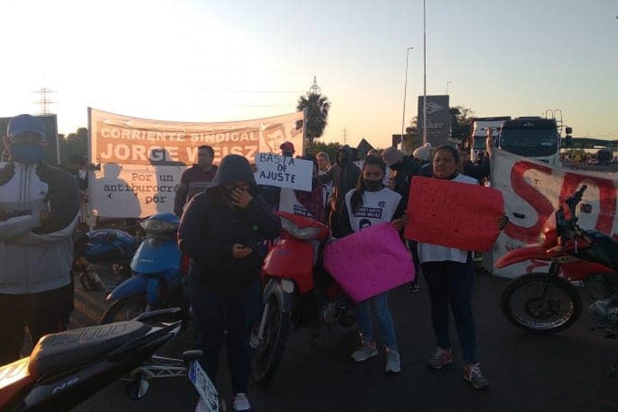 Corrientes: Puente interprovincial a Chaco está intransitable por protestas