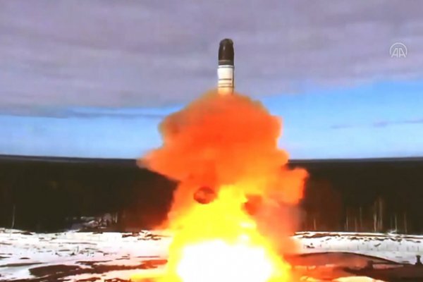 Putin lanzó su nuevo misil intercontinental capaz de golpear Estados Unidos