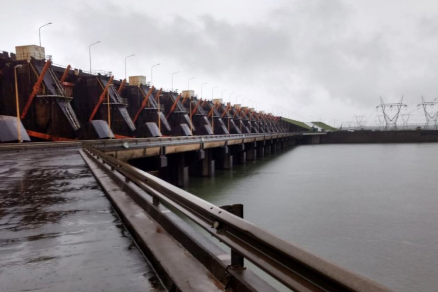 Legislatura: Otra polémica en Corrientes por paso fronterizo sobre puente en Yacyretá