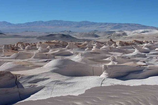 Catamarca: cuatro turistas bonaerenses dañaron un volcán y deberán pagar multa de $ 650 mil