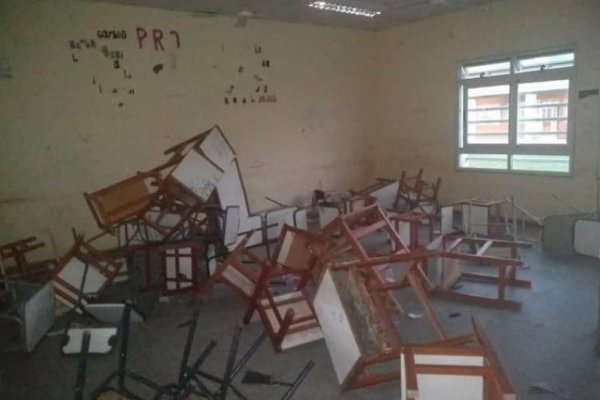 Corrientes: Por robos en una escuela dan clases en la biblioteca