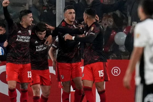 River le ganó a Colo-Colo por la Copa Libertadores y es líder