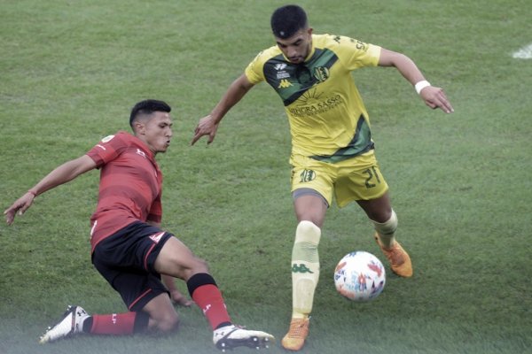 El líder Estudiantes recibe a Aldosivi en el inicio de la Zona B