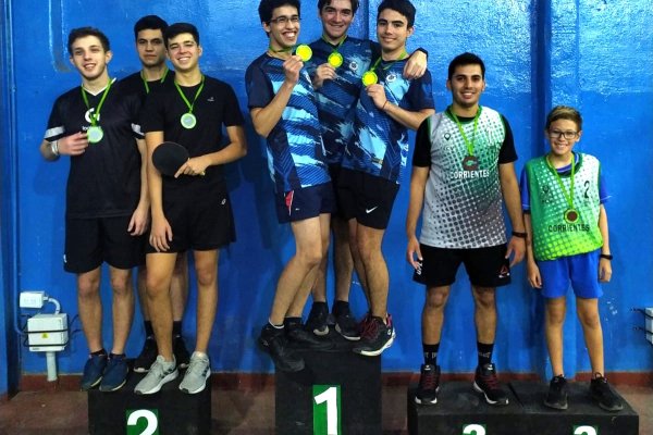 Regatenses campeones y clasificados al regional en Oberá