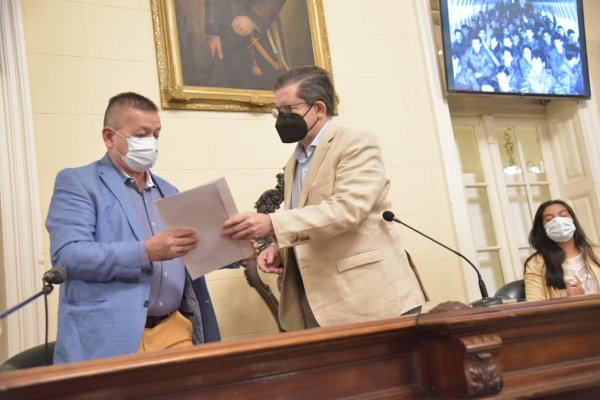 El Senado de la Provincia rindió un emotivo homenaje a ex combatientes de Saladas