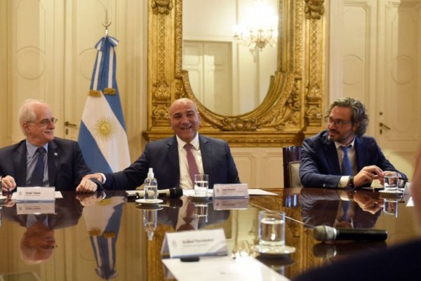 Manzur afirmó que el Gobierno tiene muy claro cuál es el norte y el camino a seguir