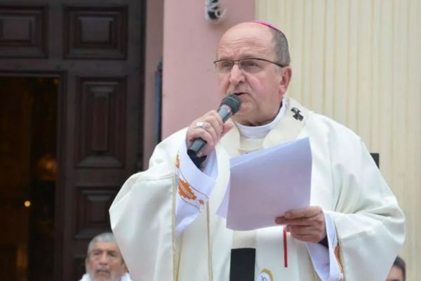 Arzobispo acusado de violencia de género no fue a la Justicia por tener otros compromisos