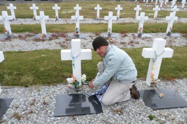 Un excombatiente de Malvinas fue homenajeado durante un vuelo