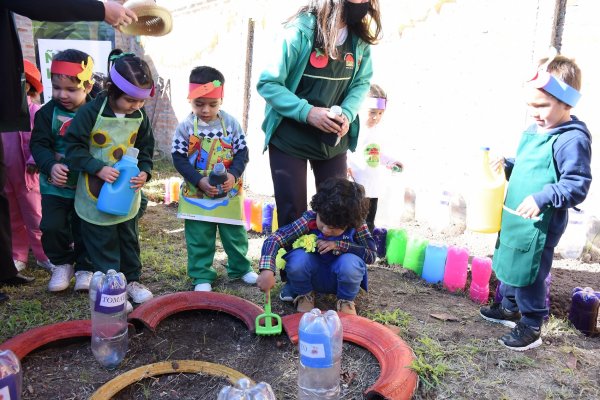 Los alumnos de los jardines municipales aprenderán sobre huertas comunitarias