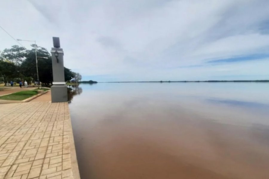 Alerta en Corrientes por la crecida de un río : activan protocolo de inundaciones
