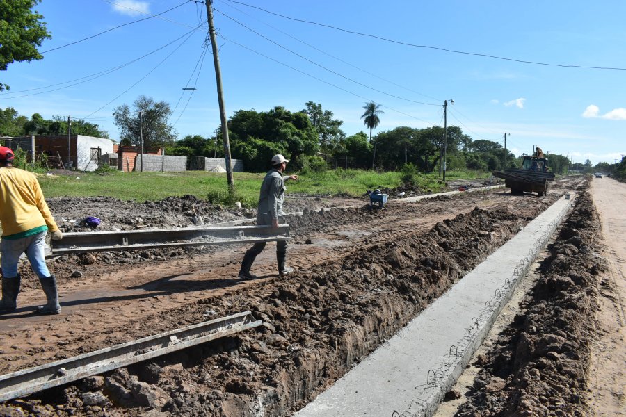 Construyen Cordón Cuneta en cinco barrios de la ciudad de Corrientes