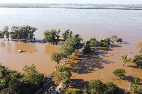 Desde el aire: las impactantes imágenes de la crecida del río Uruguay
