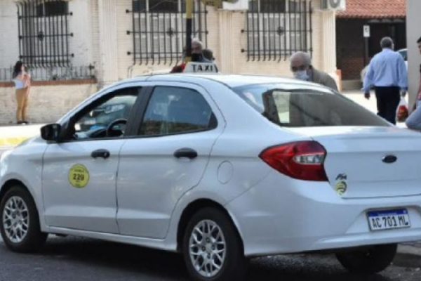 La bajada de bandera de los taxis locales irá de 150 a 170 pesos