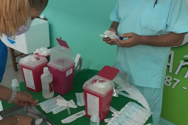 Covid: Corrientes no llega a las 500 mil vacunas de refuerzo aplicadas en su población
