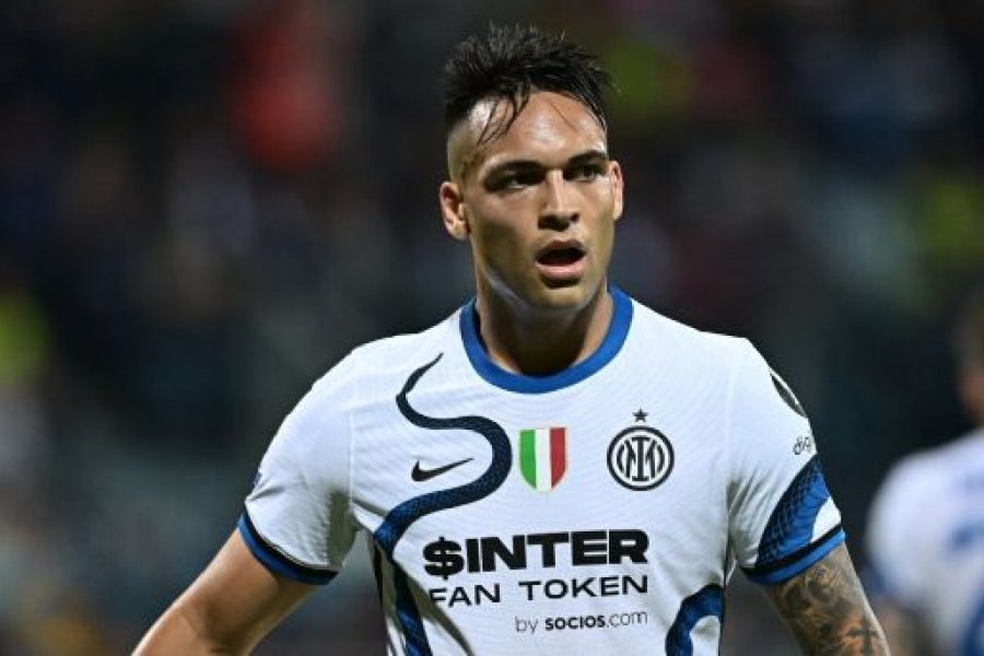 Doblete de Lautaro Martínez para Inter que sigue en la pelea de la Serie A