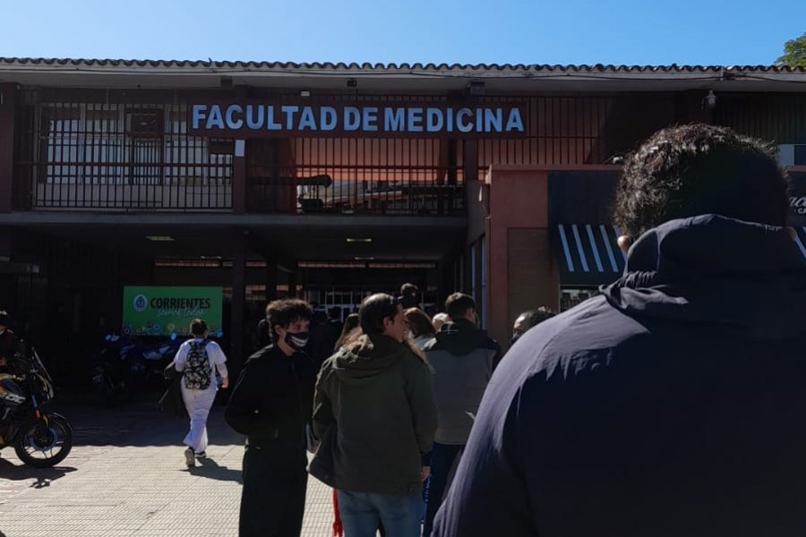Corrientes: Crecimiento exponencial de personas que acuden a los centros de vacunación
