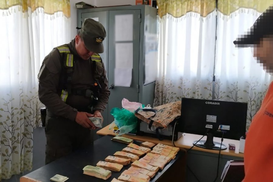 Corrientes: Incautan más de 1.900.000 de pesos y 34.400 dólares sin documentación en dos procedimientos